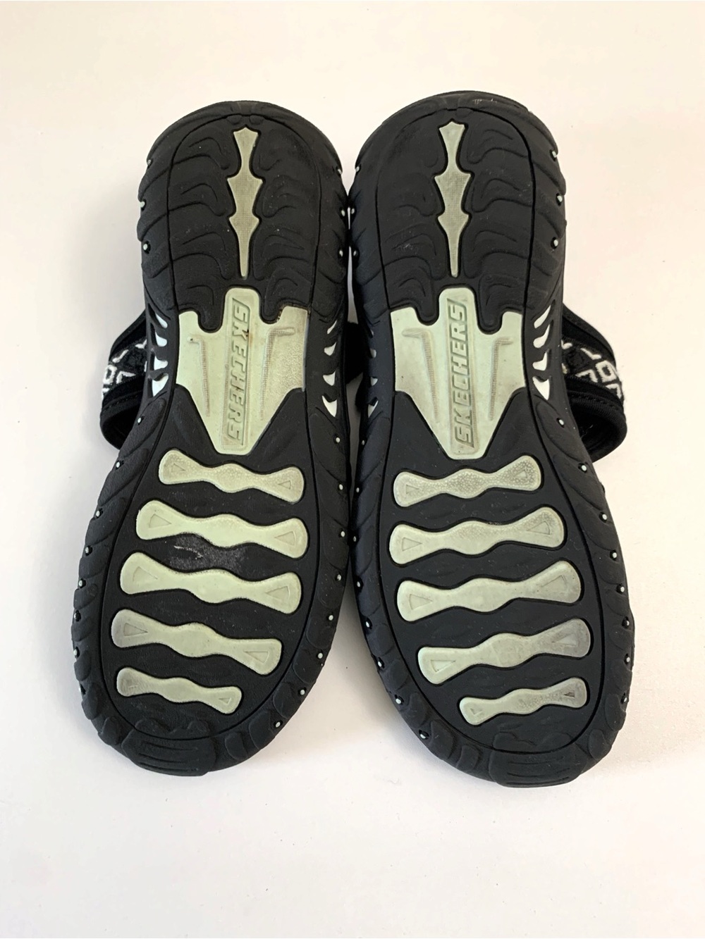 Skechers Women’s Black Reggae Swag Toe Woven Sandals ~ 7 - Picture 8 of 9